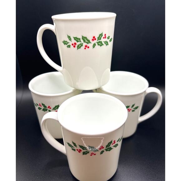 Corning Corelle Winter Holly Christmas Mugs Vintage Set of 4 Holiday Tableware - Picture 1 of 6